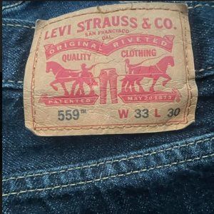 Like New Mens 559 Levi's